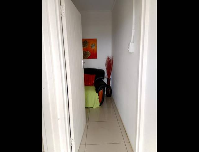 1 BEDROOM PROPERTY TO RENT IN BISLEY